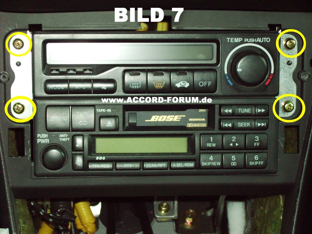 1219165722_7.dieletzten4entfernen...Radiorausziehen.thumb.JPG.a03224b3dfeba3b51809ecd448f65bc6.JPG