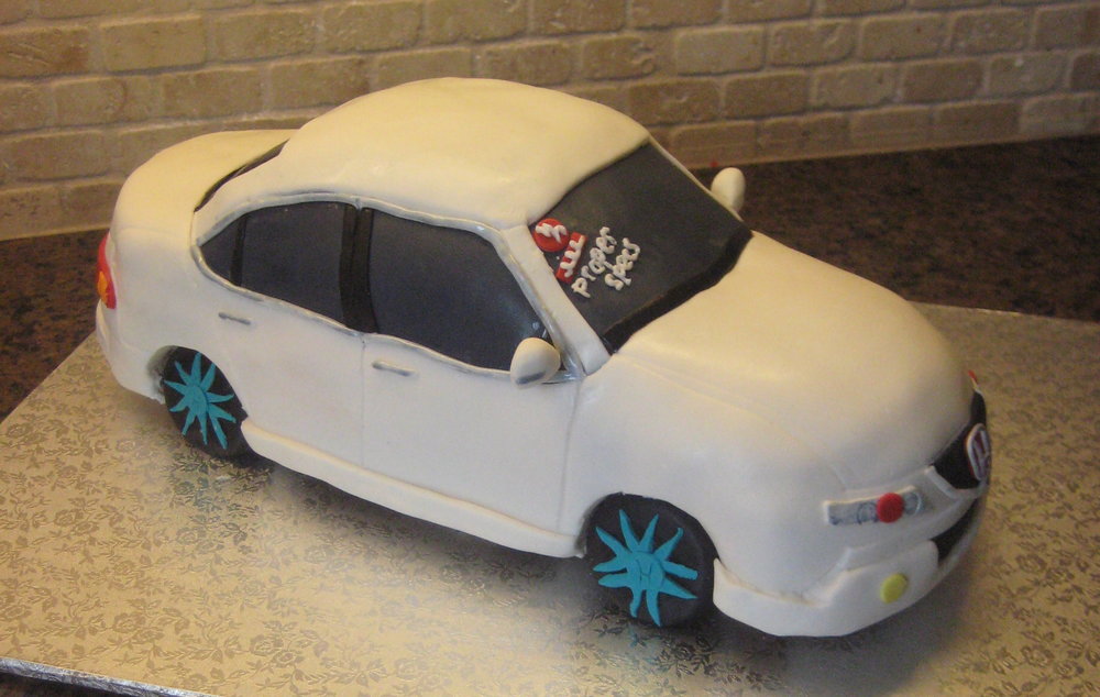 Carved-Sculpted-White-Acura-TSX-Honda-Accord-Car-Cake.thumb.jpg.f343f96995c66cdc8858d4975397e17e.jpg