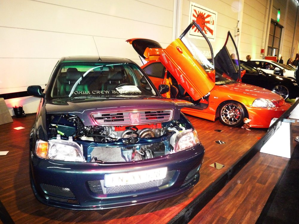 Tuning_World_Bodensee_2010_156.thumb.JPG.c60154dee5dd2da4bcf2716c76430e2a.JPG