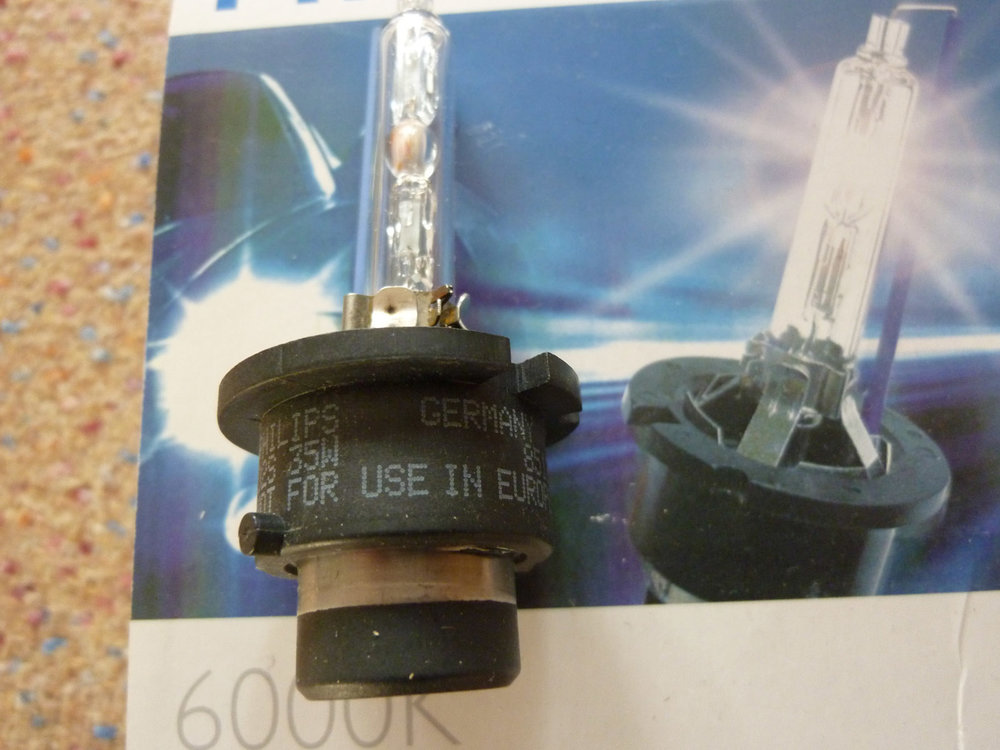philips.thumb.jpg.485a2ca5c57037443c1f46aedb6c6af4.jpg