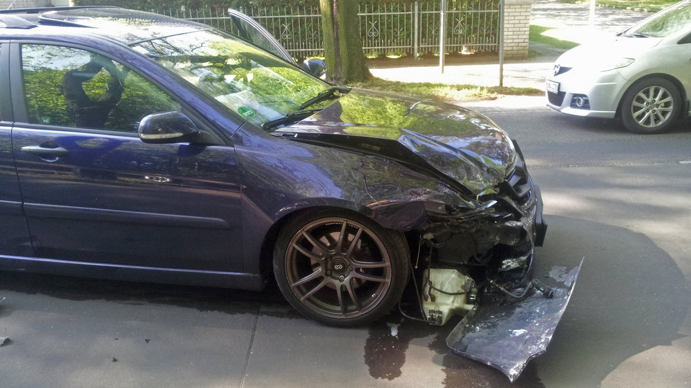 unfallfoto1.thumb.jpg.da397fa8f116bc9875c5741c54f3de9c.jpg